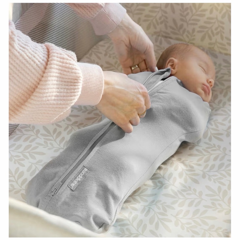 SwaddleMe Baby Swaddle Set with Cute Patterns - Picture 2 of 5